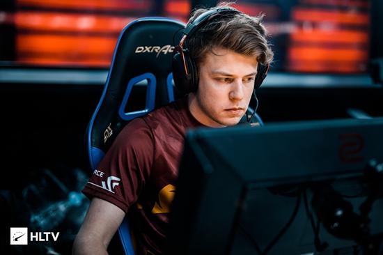 Rex Regum Qeon 从太平洋地区获得2025年电子竞技世界杯资格